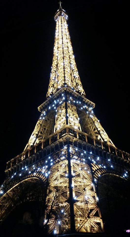 eiffel-tower-night